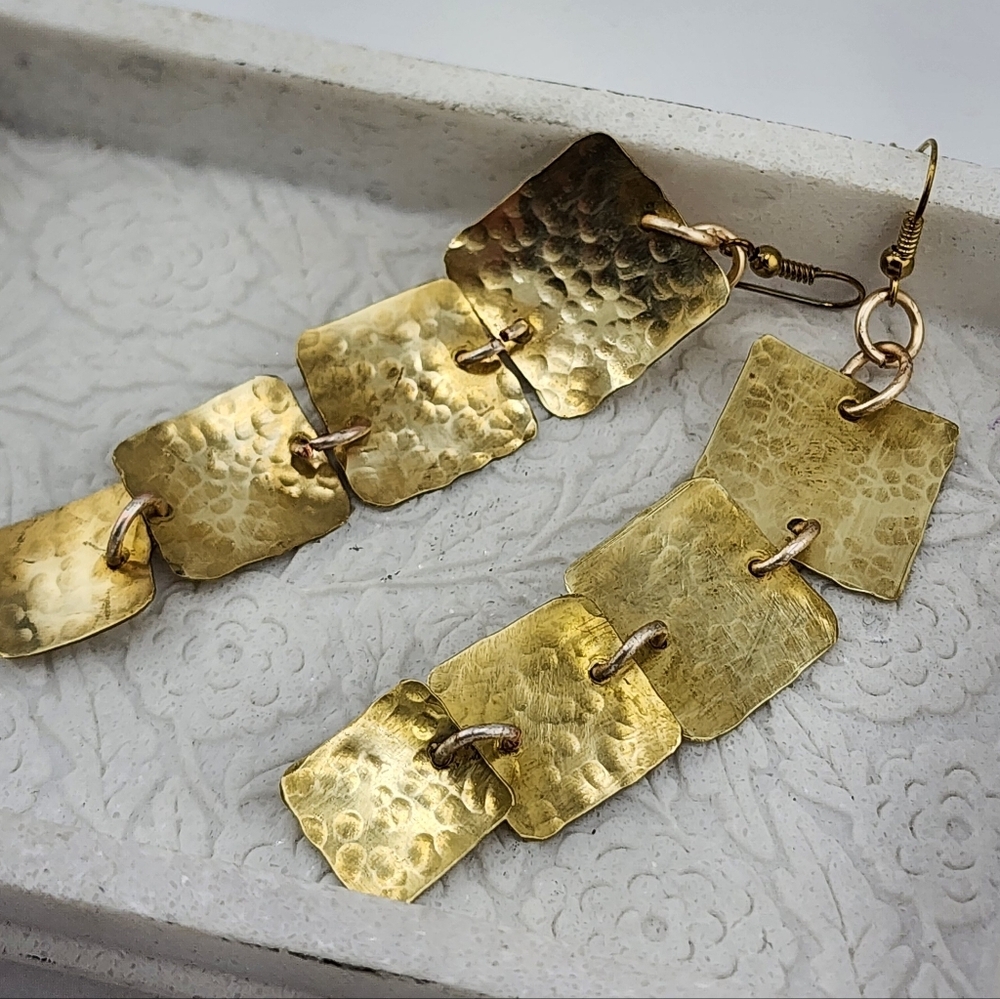BRASS EARRINGS HANDMADE HAMMERED FOR TEXTURE DANGLING STYLE - Picture 2 of 9